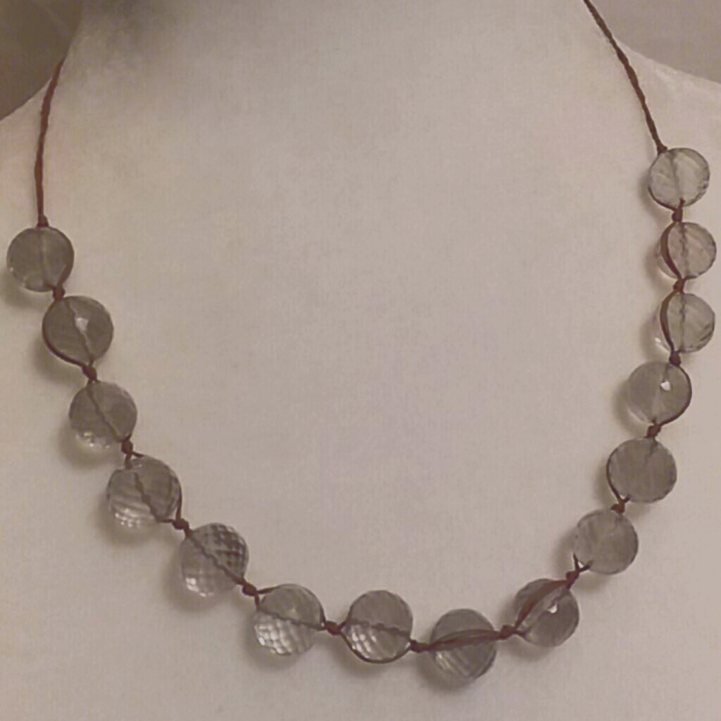 Quarz Necklace.